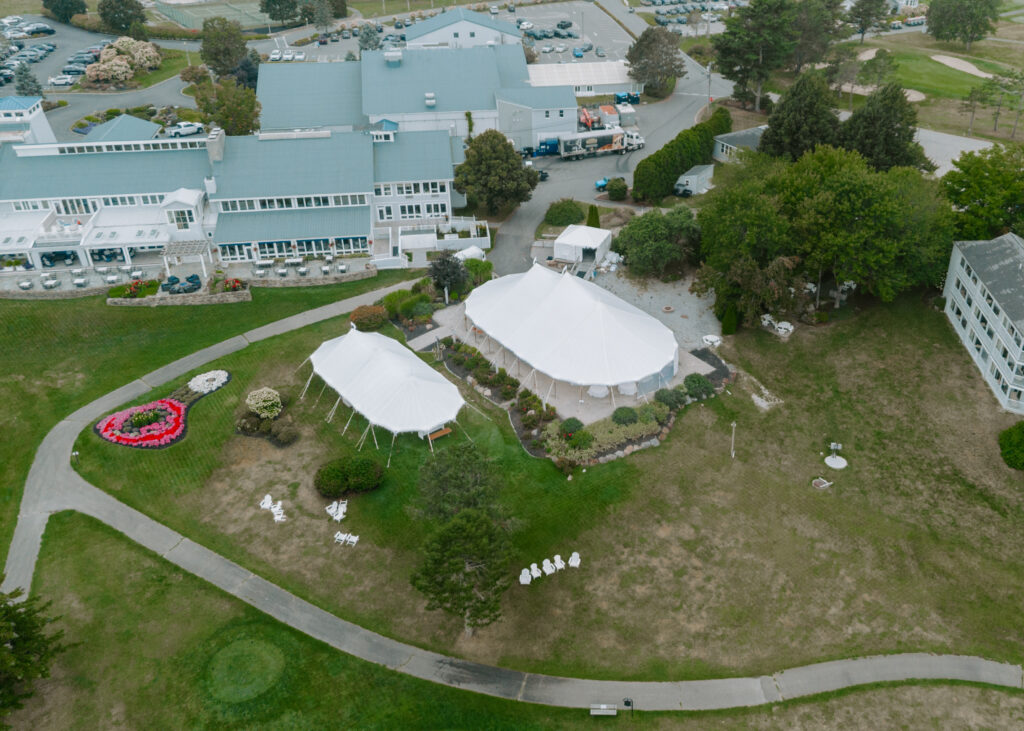 drone shot of tent on wedding day at the Samoset in Maine.