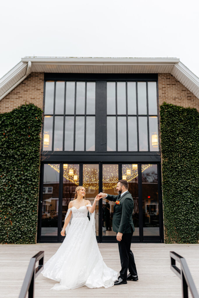 bride and groom dance in front of Shepherd’s Run venue